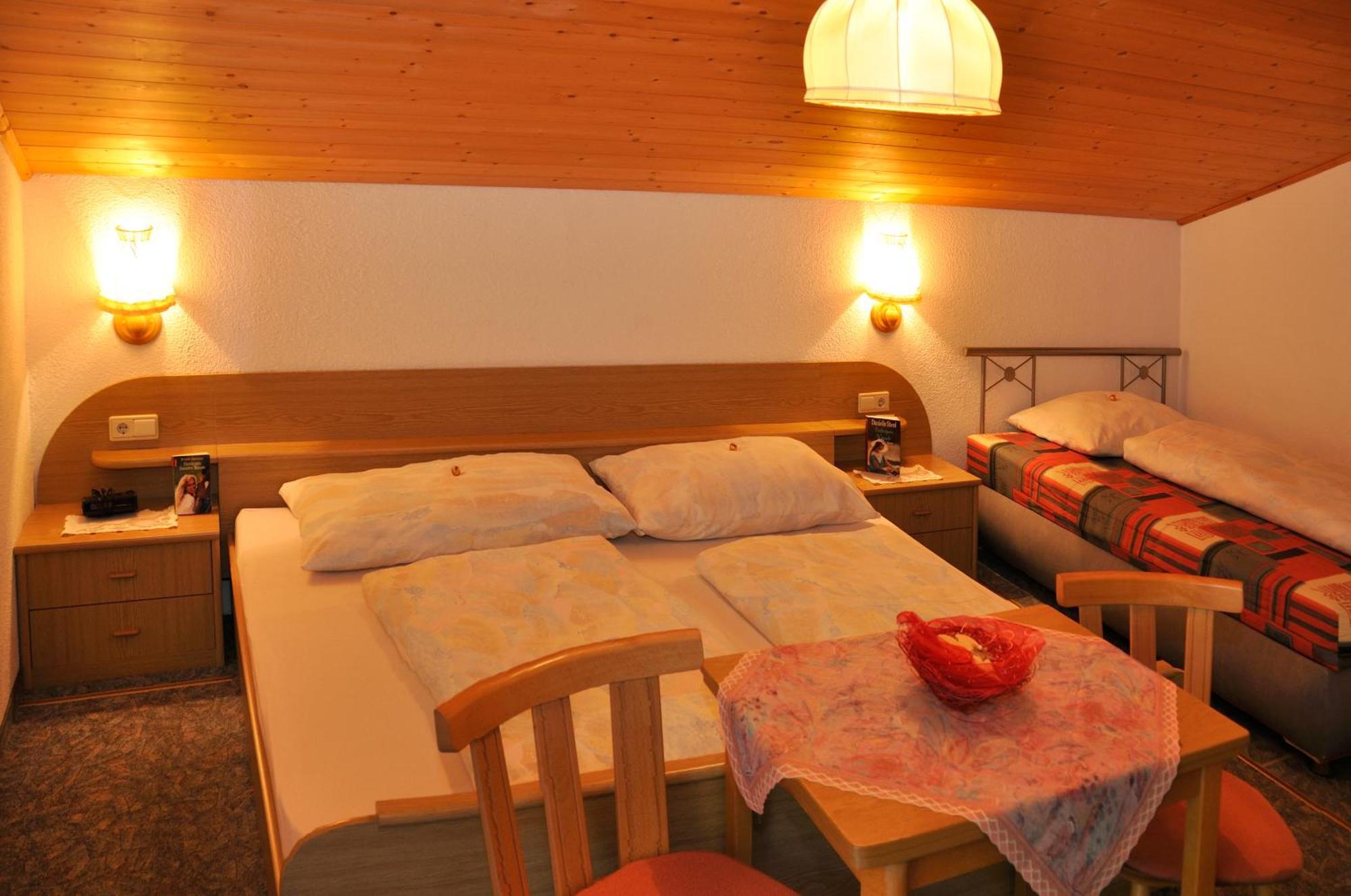 Haus Alpenruh Otel Sankt Leonhard im Pitztal Dış mekan fotoğraf